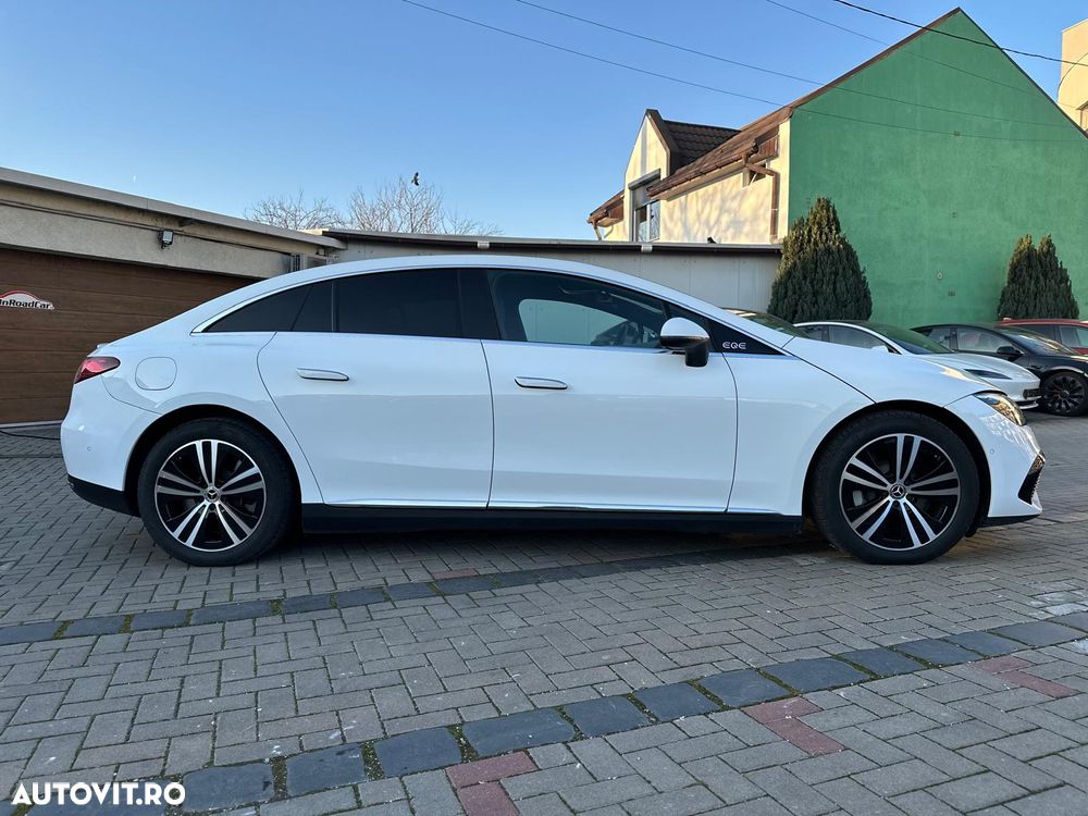 Mercedes-Benz EQE 300 Electric Art - 16