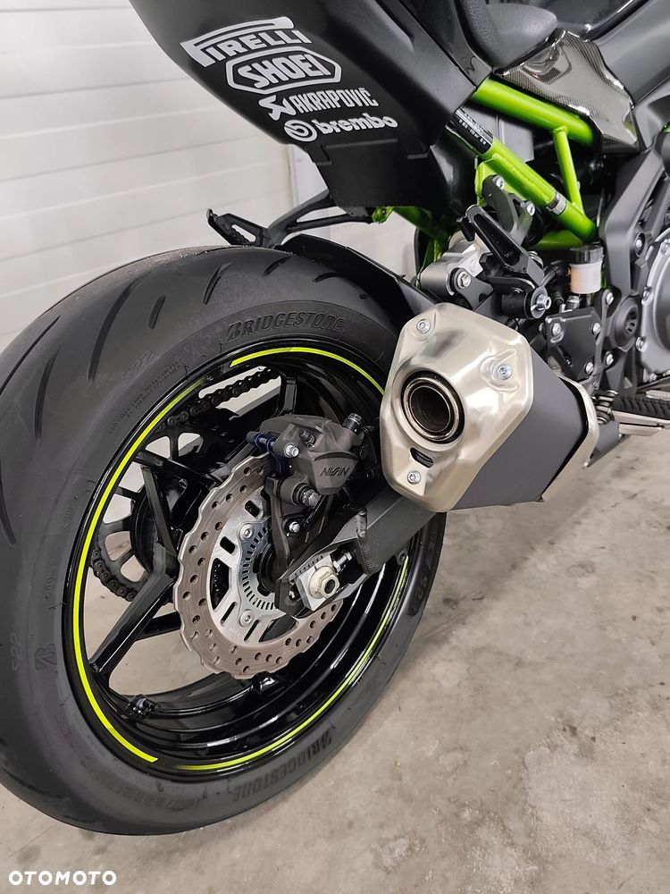 Kawasaki Z 900 - 14