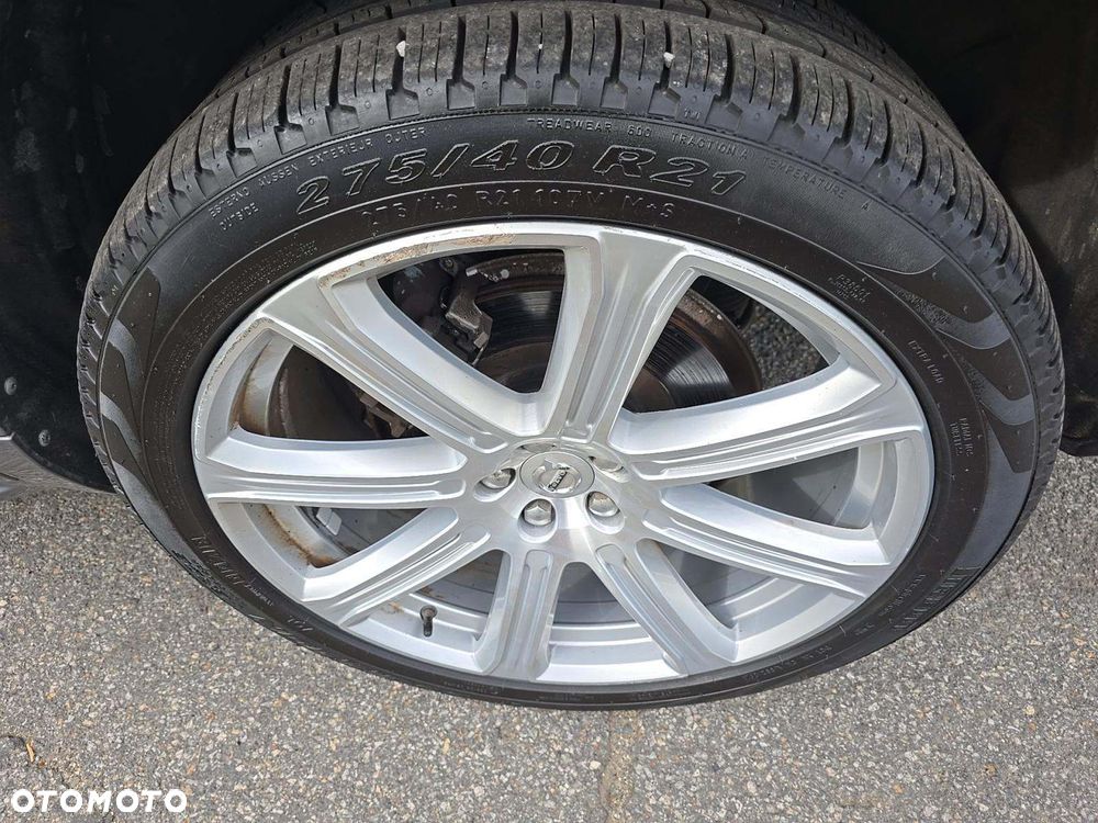 Volvo XC 90 - 7