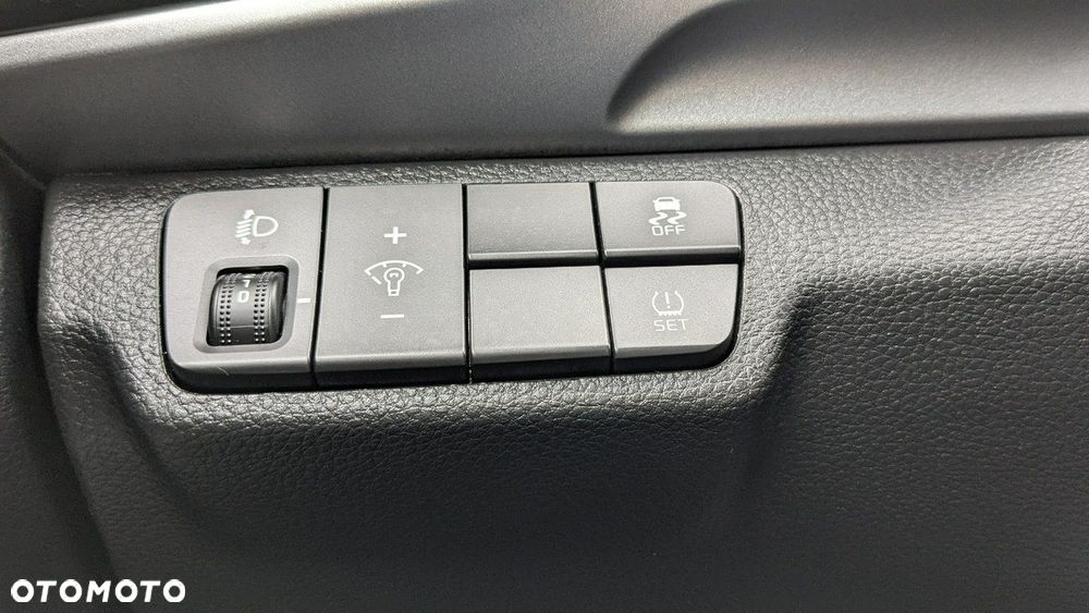 Kia Stonic - 33