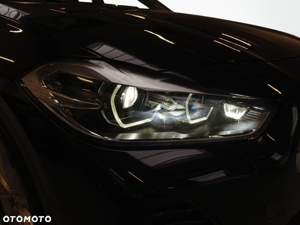 BMW X2 sDrive18i - 13