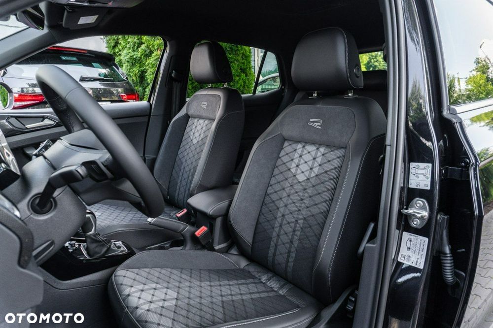 Volkswagen T-Cross - 15