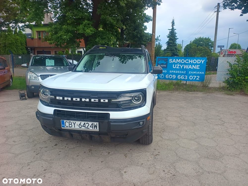 Ford Bronco - 2