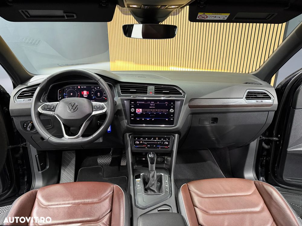 Volkswagen Tiguan 2.0 TDI DSG Elegance - 17