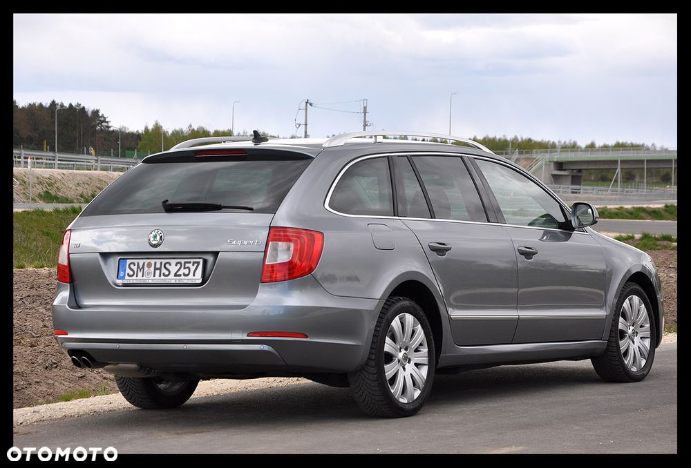 Skoda Superb 2.0 TDI Exclusive - 15