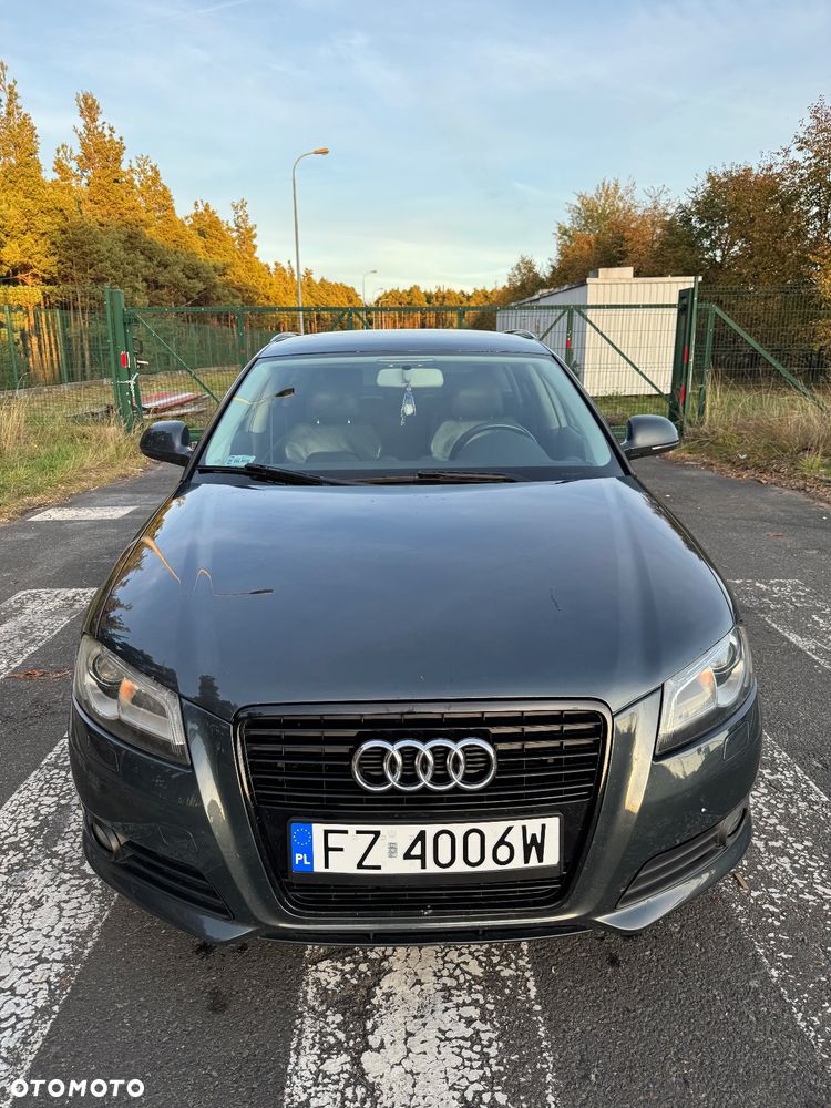 Audi A3 2.0 TDI DPF Attraction S tronic - 1