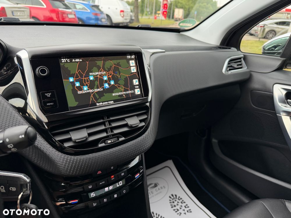 Peugeot 2008 1.6 VTi Allure - 9