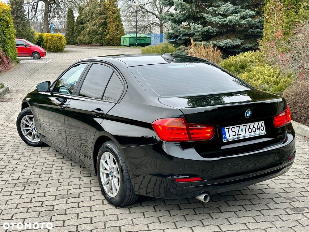 BMW Seria 3 316d - 4
