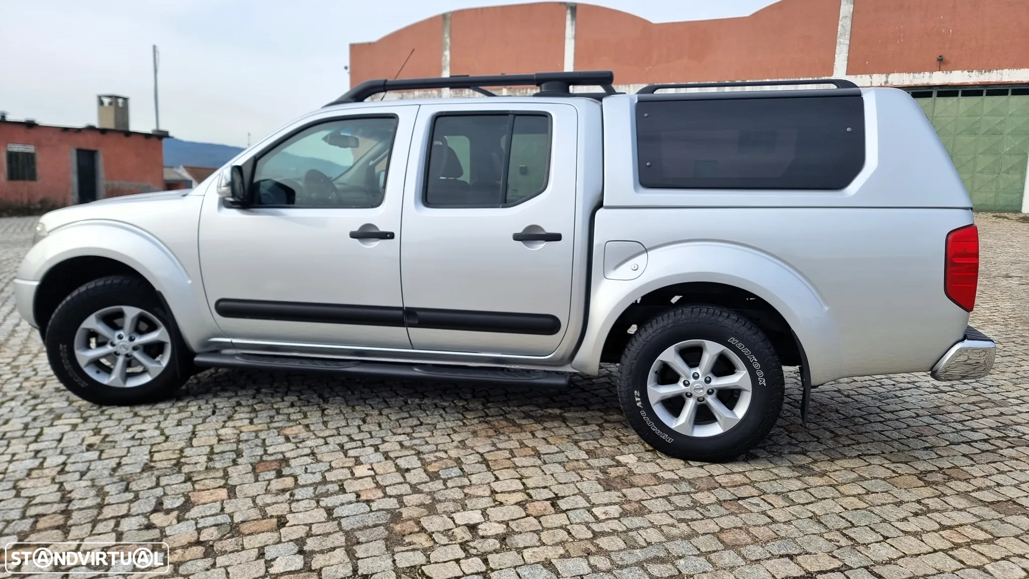Nissan Navara 2.5 dCi CD Platinium Marfim - 16