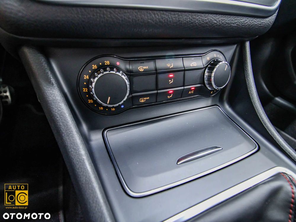 Mercedes-Benz CLA 200 (CDI) d AMG Line - 23