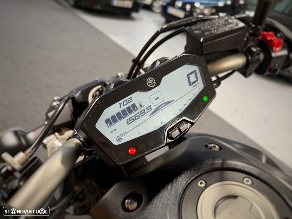 Yamaha MT-07 - 15