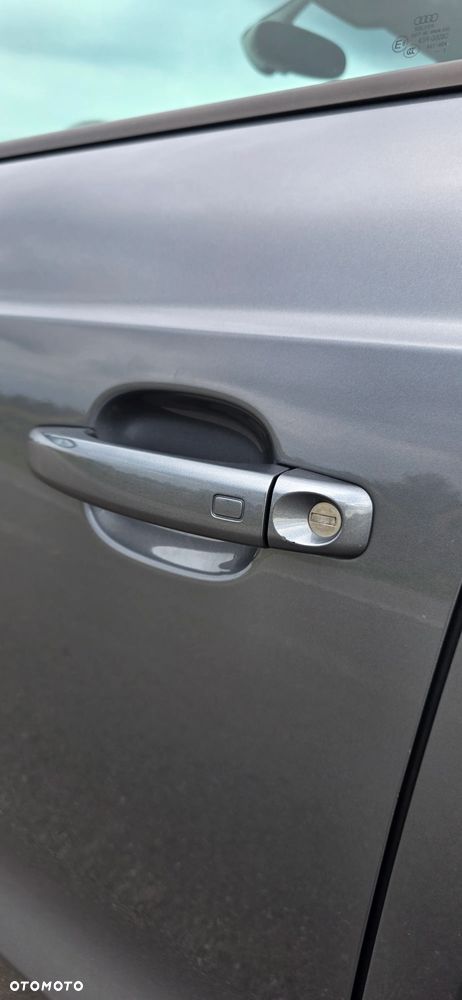 Audi Q3 2.0 TDI - 8