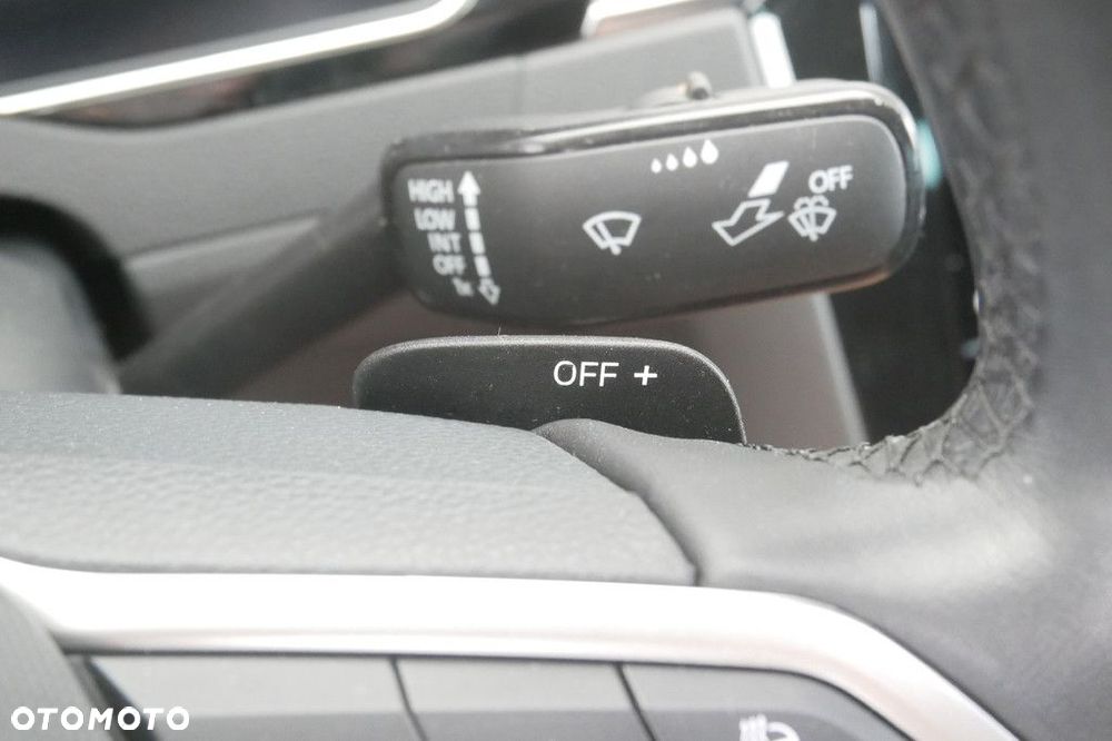 Volkswagen Passat 2.0 TSI Elegance DSG - 31