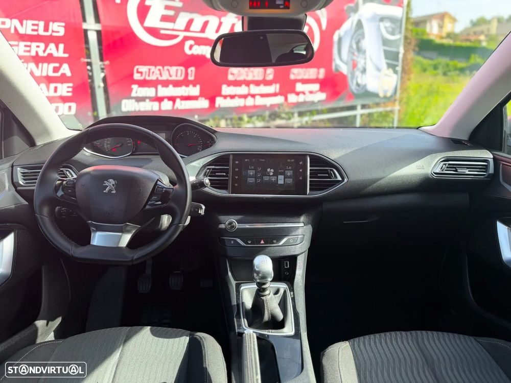Peugeot 308 1.6 e-HDi Active J17 - 14