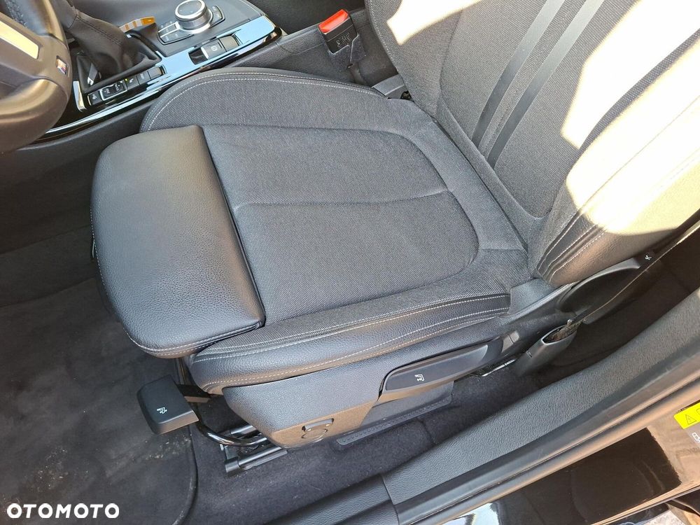 BMW X1 - 13