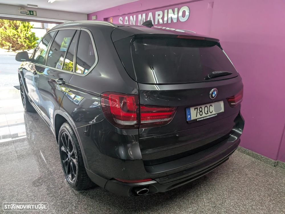 BMW X5 25 d sDrive Comfort 7L - 3
