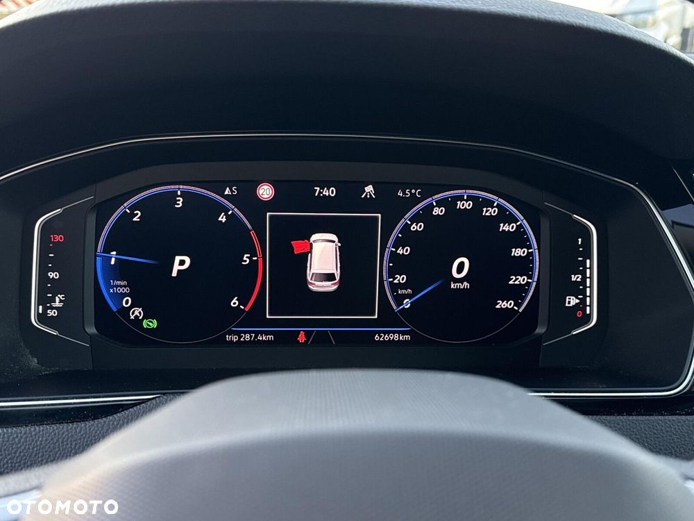 Volkswagen Passat Variant 2.0 TDI Elegance DSG - 14