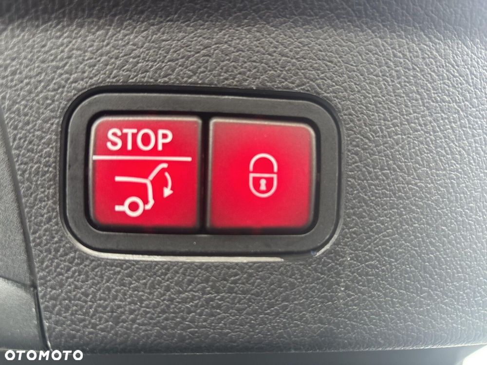 Mercedes-Benz GLE - 27