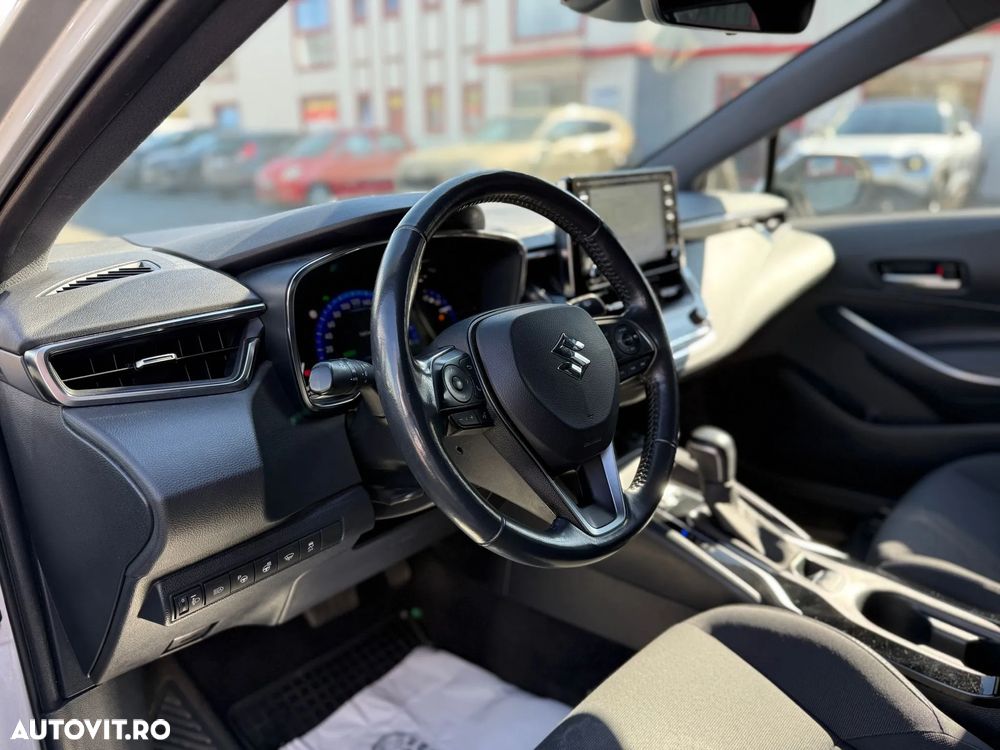 Suzuki Swace 1.8 E-CVT HEV Passion - 16