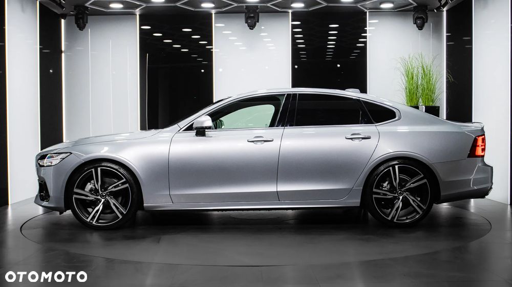 Volvo S90 B4 B R-Design - 4