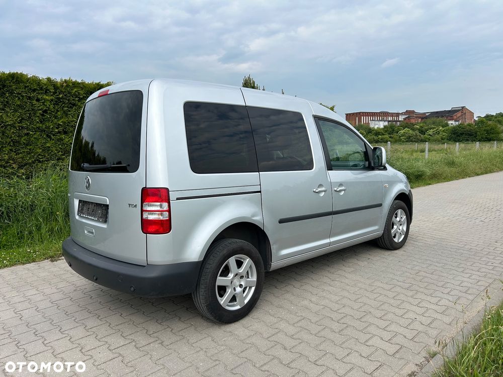 Volkswagen Caddy Trendline BMT - 8