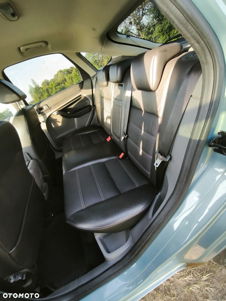 Ford Focus 1.6 Ti-VCT Titanium - 11