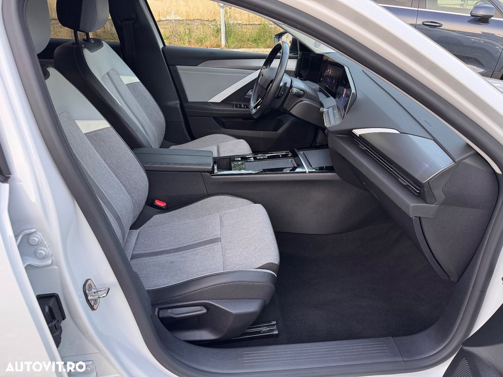 Opel Astra 1.5 D Automatik GS Line - 14