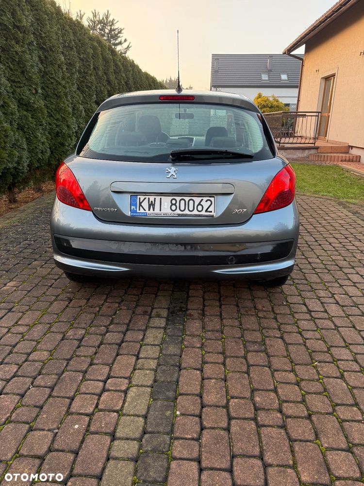Peugeot 207 - 5