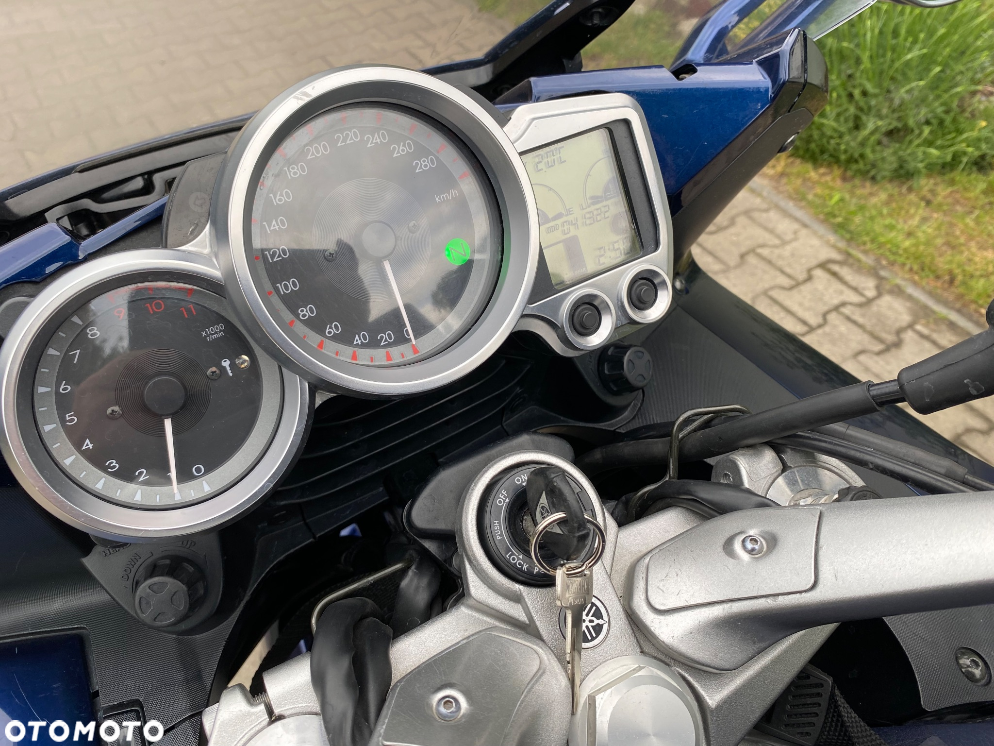 Yamaha FJR - 4