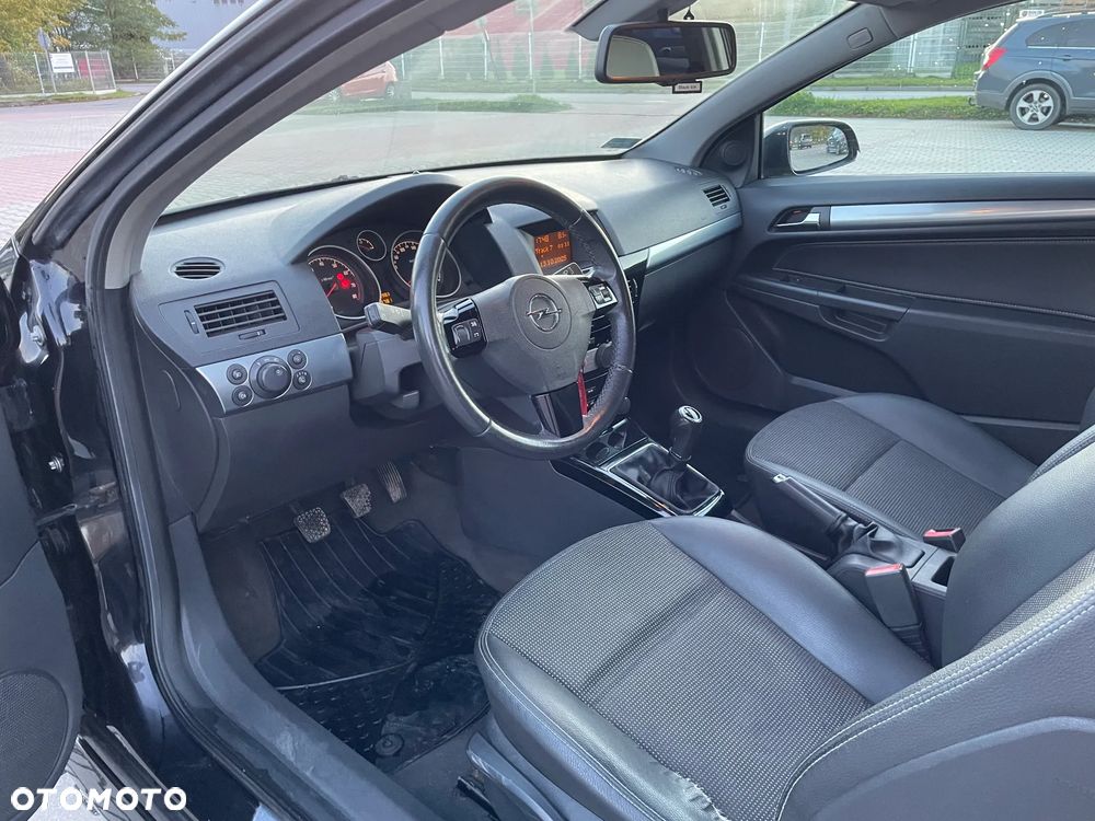 Opel Astra GTC 1.8 - 10