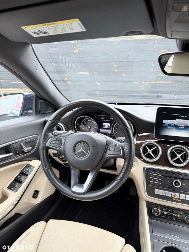 Mercedes-Benz CLA - 26