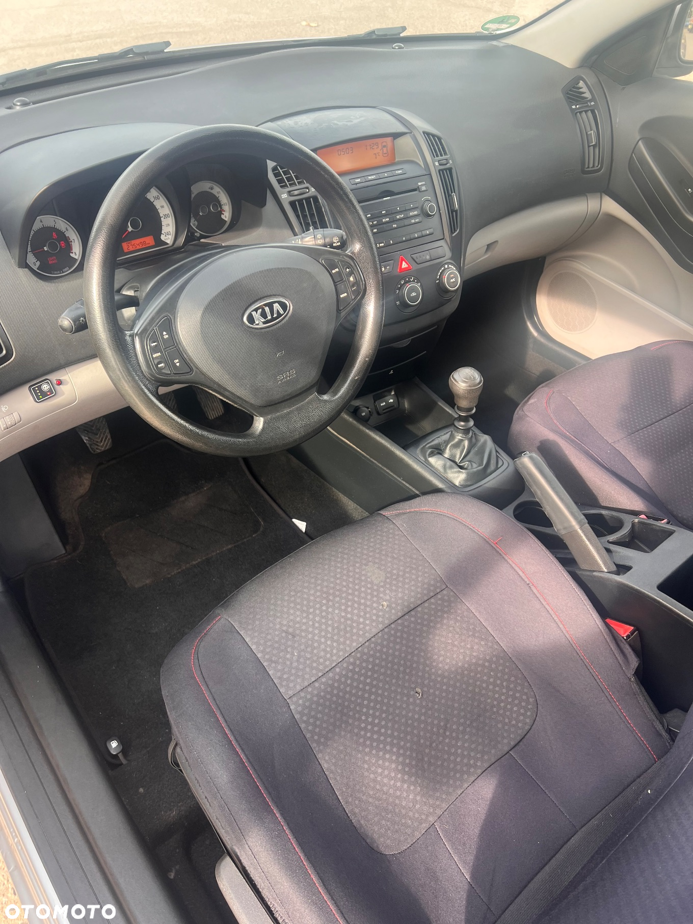Kia Ceed Cee'd 1.6 L - 8