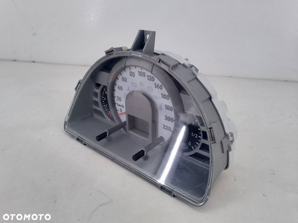 LICZNIK VW FOX 1.2 6V BENZYNA HATCHBACK 5Z0920827L - 6