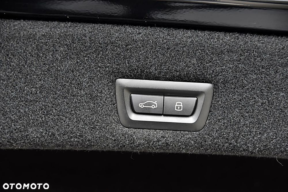 BMW Seria 7 740d xDrive mHEV sport - 40
