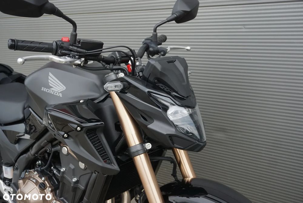 Honda CB - 16