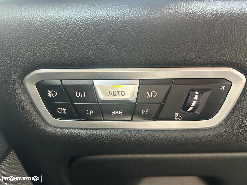 BMW X5 45 e xDrive Pack M - 18