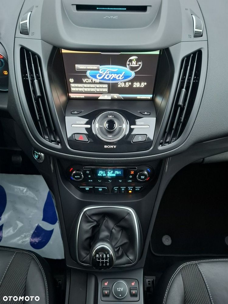 Ford Kuga 1.5 EcoBoost 2x4 Business Edition - 19