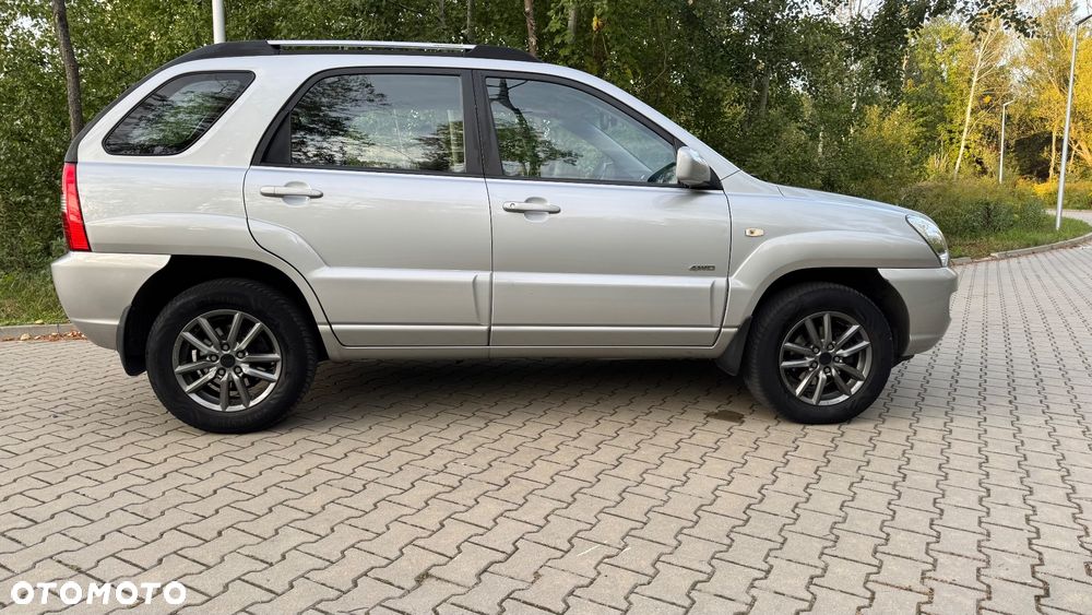 Kia Sportage 2.0 CRDI EX - 8