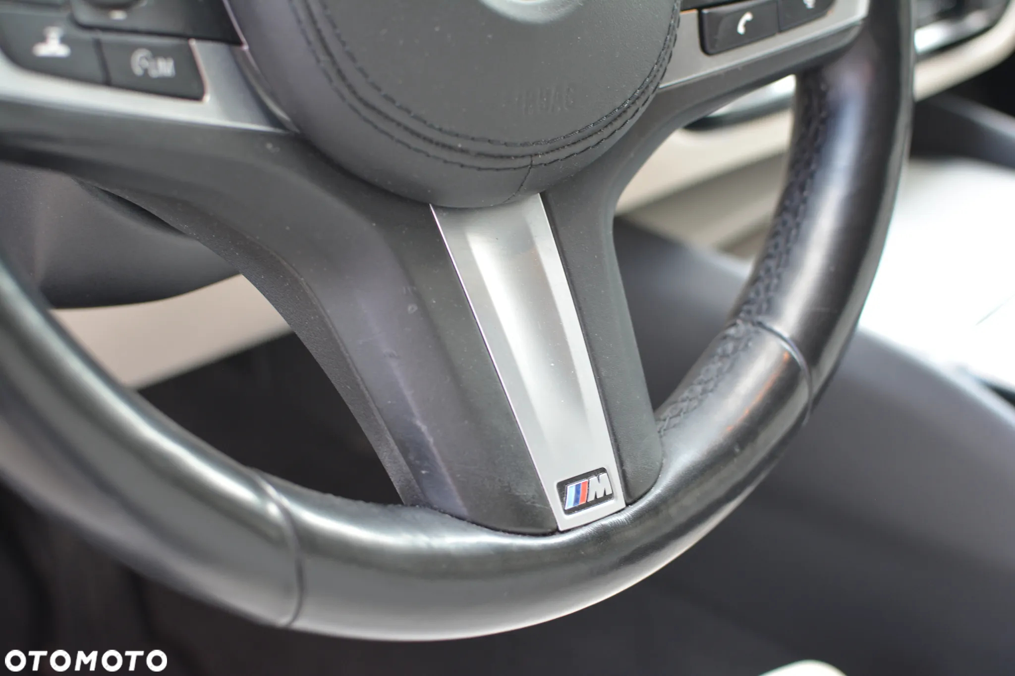 BMW Seria 5 520d xDrive Sport Line sport - 24
