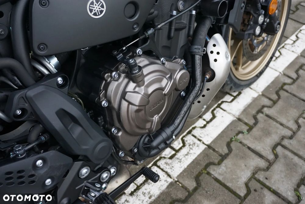 Yamaha XSR - 8
