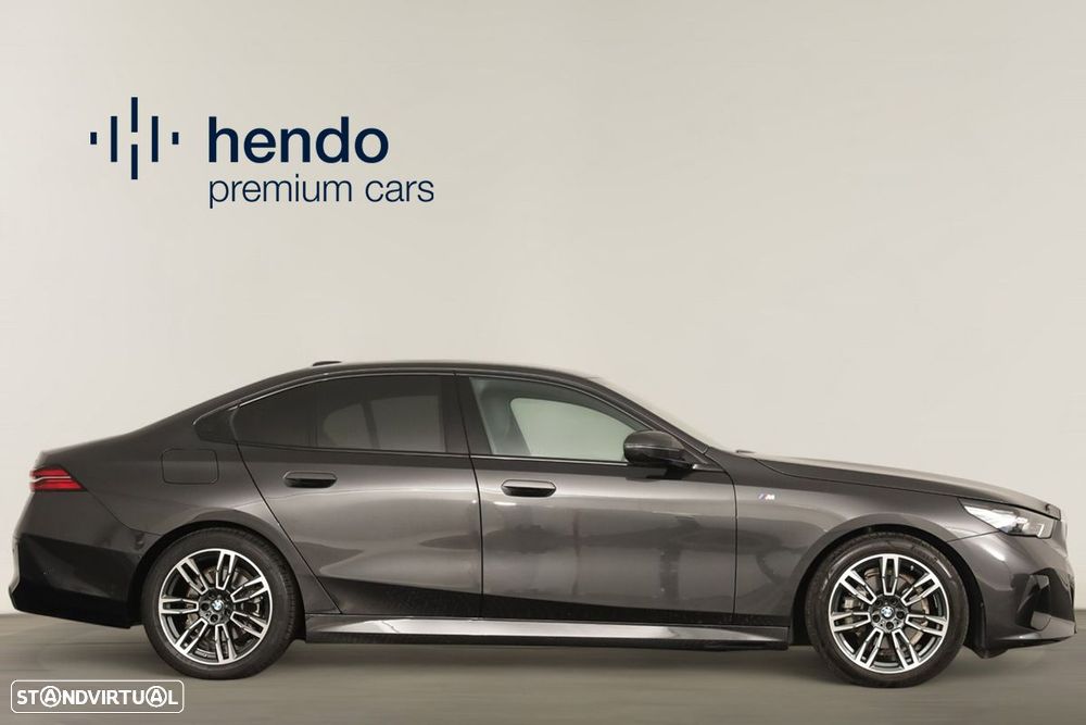 BMW 520 d Pack Desportivo M - 4