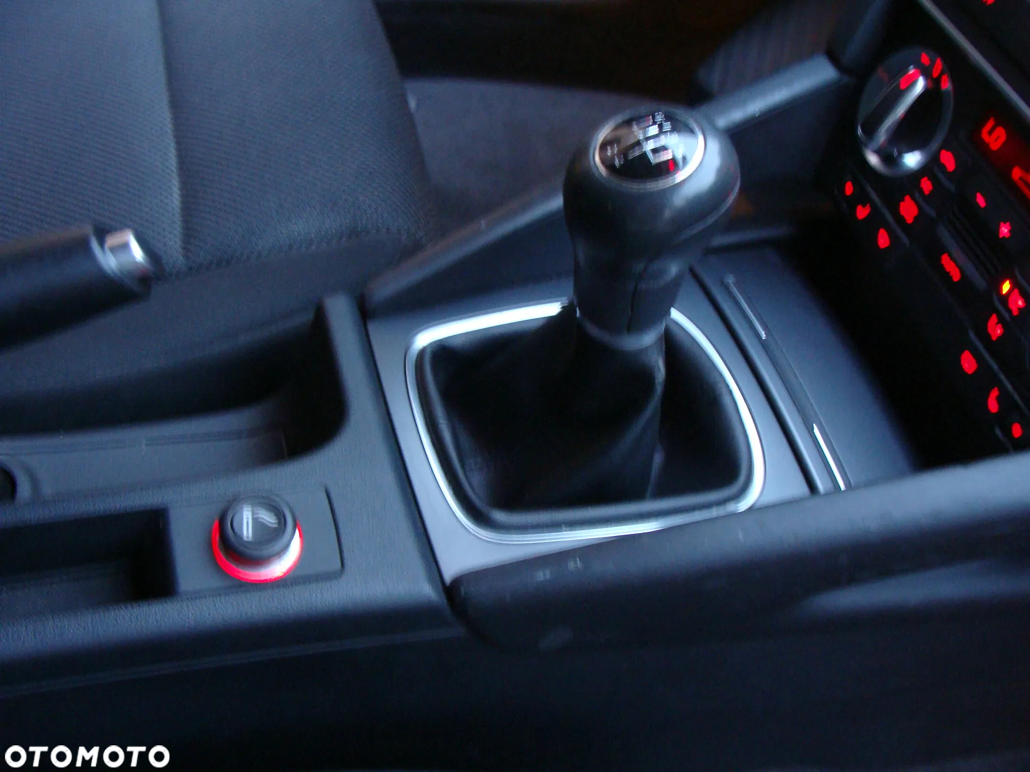Audi A3 1.6 TDI DPF Ambition - 11