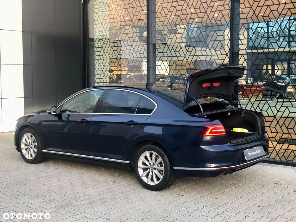 Volkswagen Passat 1.8 TSI BMT Highline DSG - 29