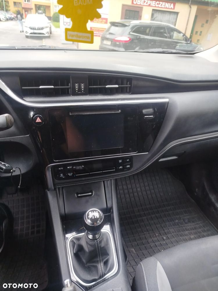 Toyota Auris 1.6 Comfort - 13
