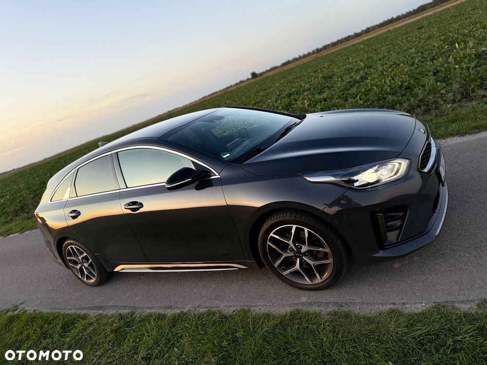 Kia Ceed - 23