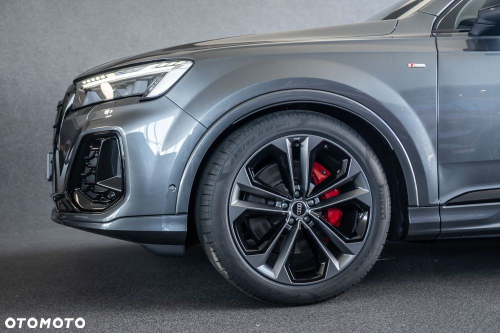 Audi Q7 - 6