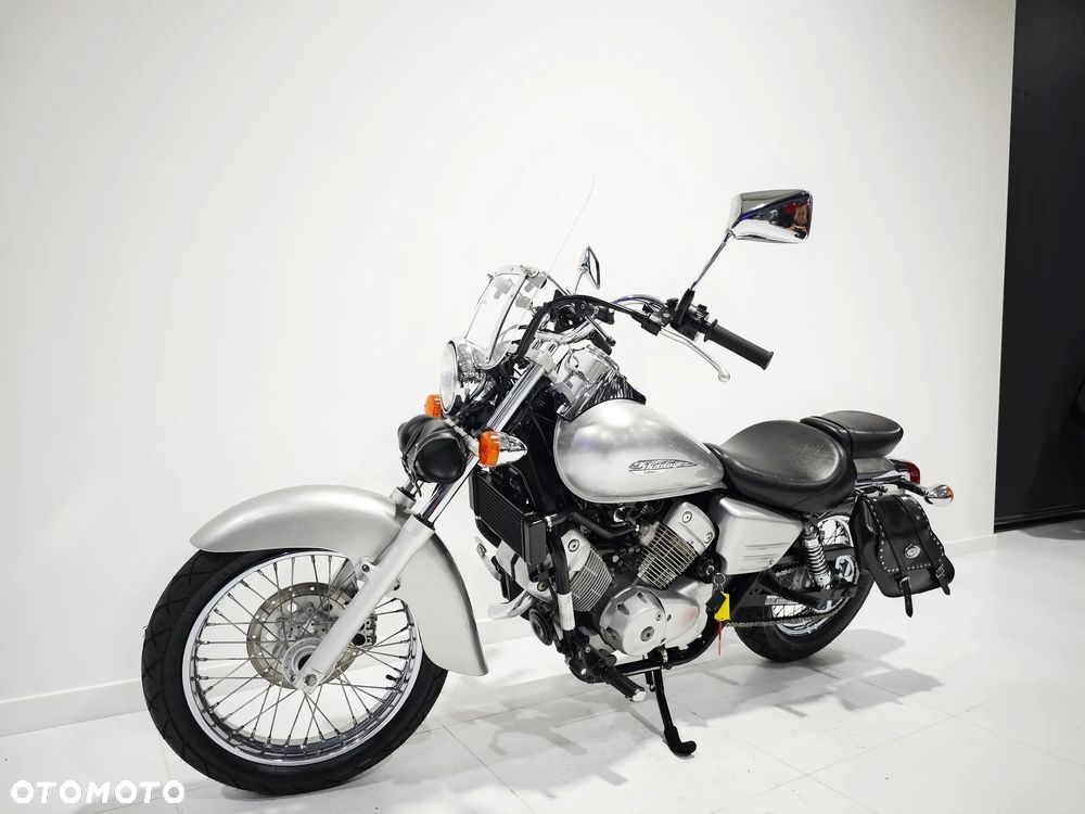 Honda Shadow - 3