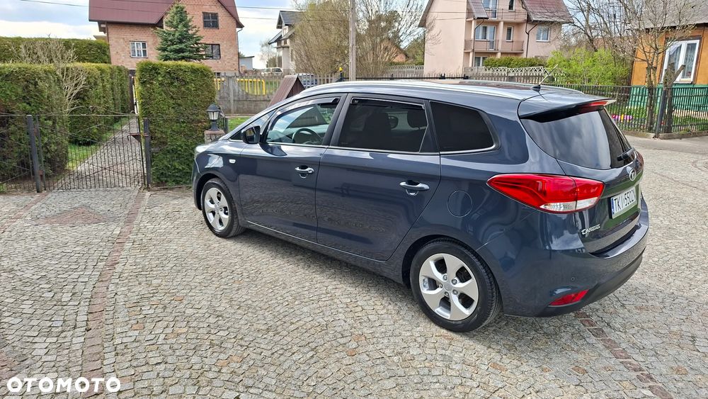 Kia Carens 1.7 CRDi Spirit - 12