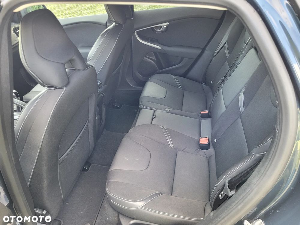 Volvo V40 D2 Drive-E SCR Inscription - 19