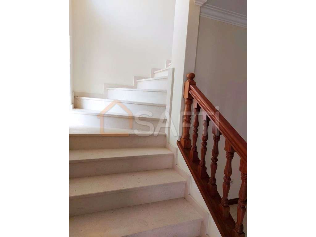 MORADIA T5 + 2 - Grande imagem: 5/43